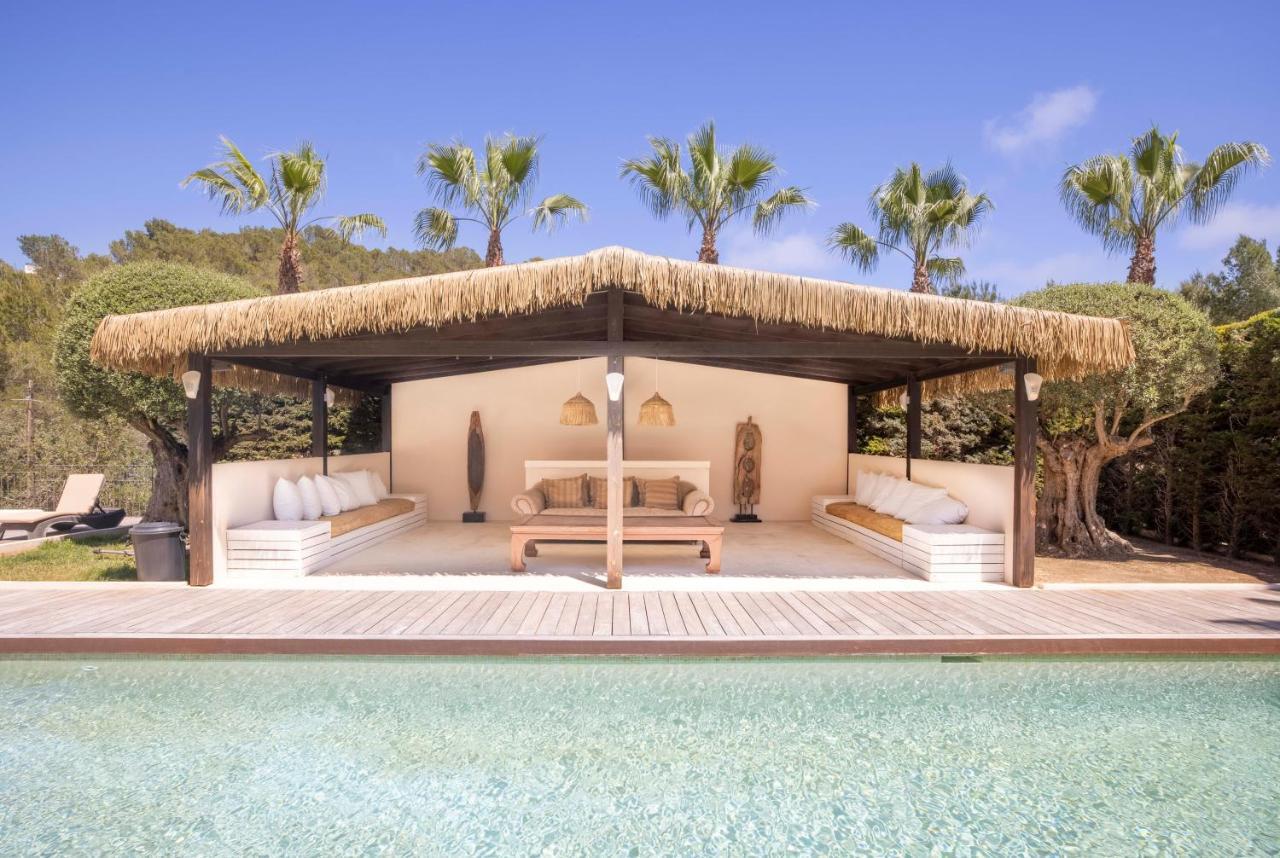 Oasis Villas Complex Cala Llonga  Bagian luar foto