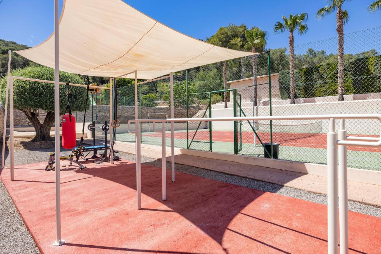 Oasis Villas Complex Cala Llonga  Bagian luar foto