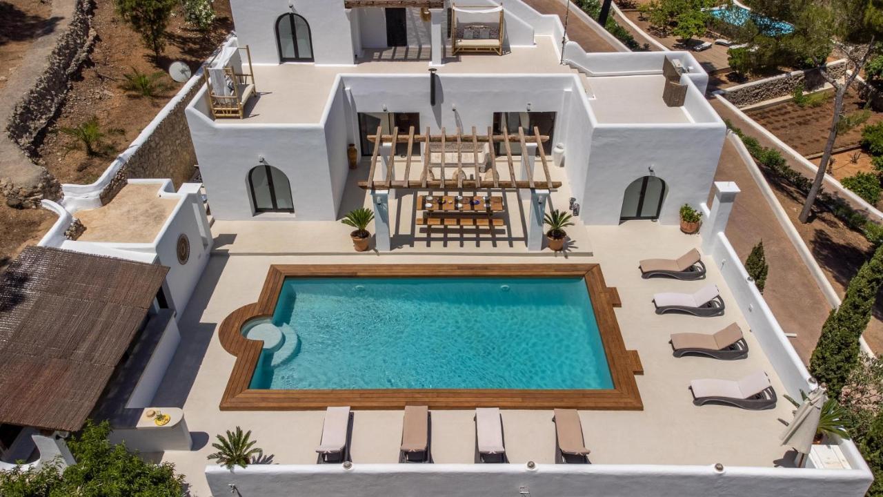 Oasis Villas Complex Cala Llonga  Bagian luar foto