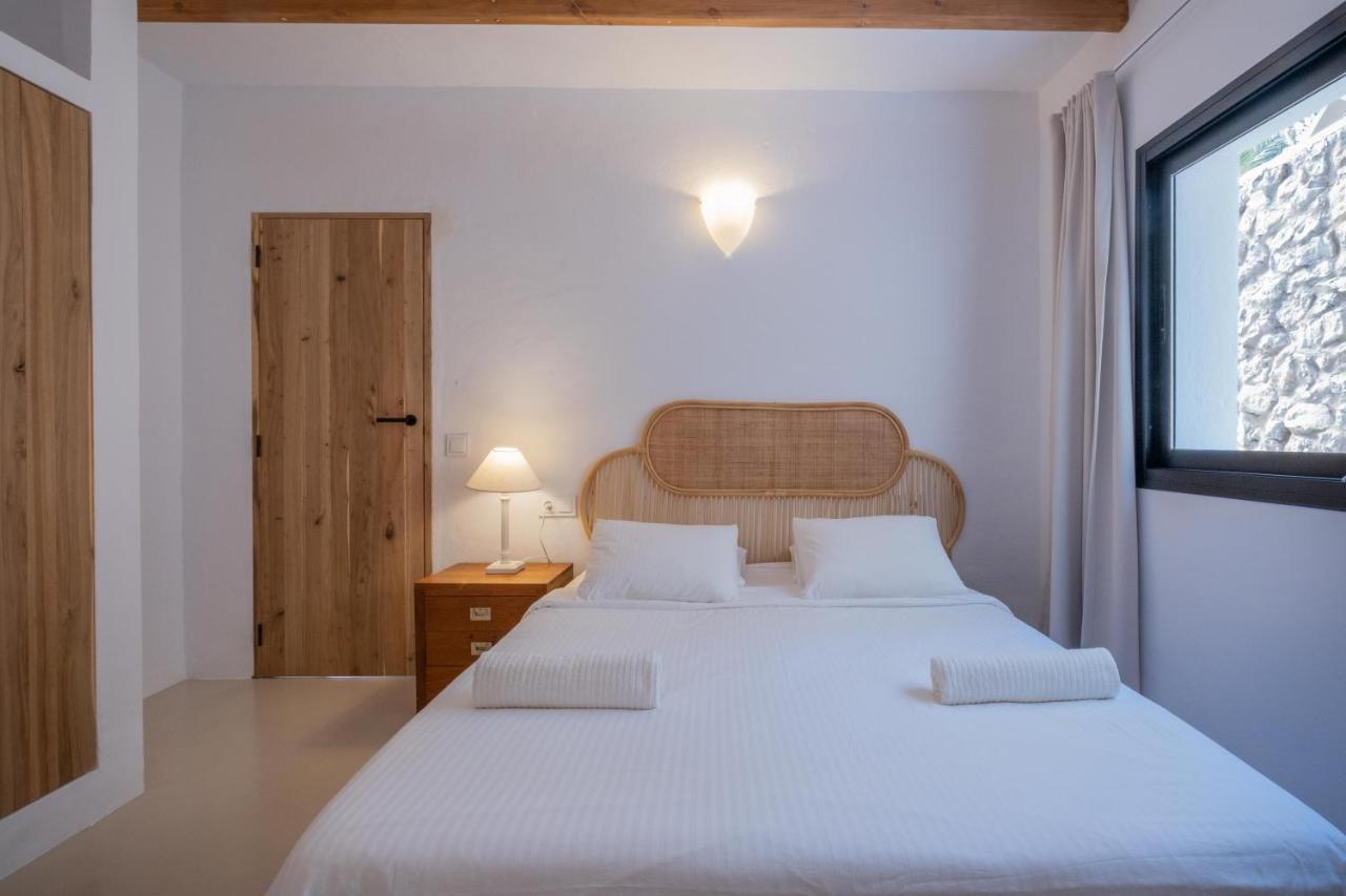 Oasis Villas Complex Cala Llonga  Bagian luar foto