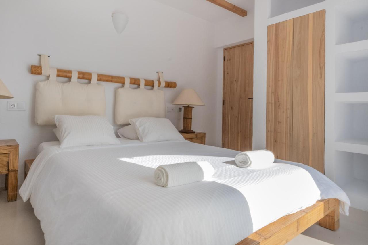 Oasis Villas Complex Cala Llonga  Bagian luar foto