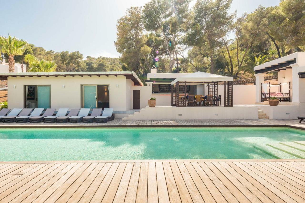 Oasis Villas Complex Cala Llonga  Bagian luar foto
